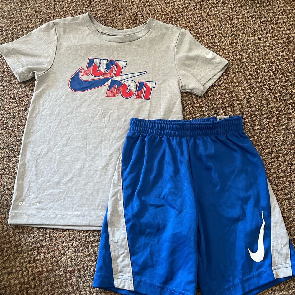 Boys Nike Set